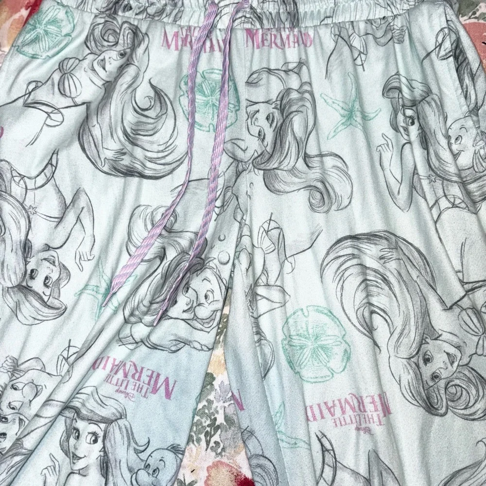 Disney The Little Mermaid Women's Sleep Pants large 12/14 blue sleeping - Picture 8 of 8